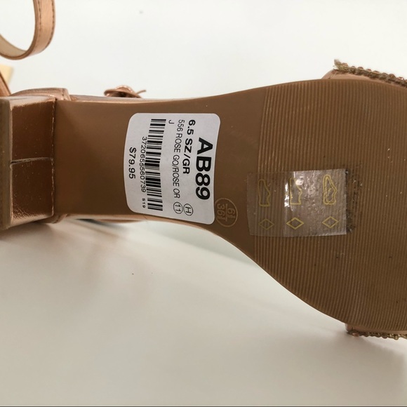 Rose gold high heel sandals - Picture 7 of 9